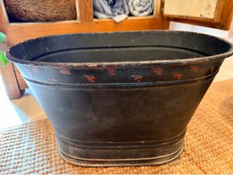Metal bucket decor