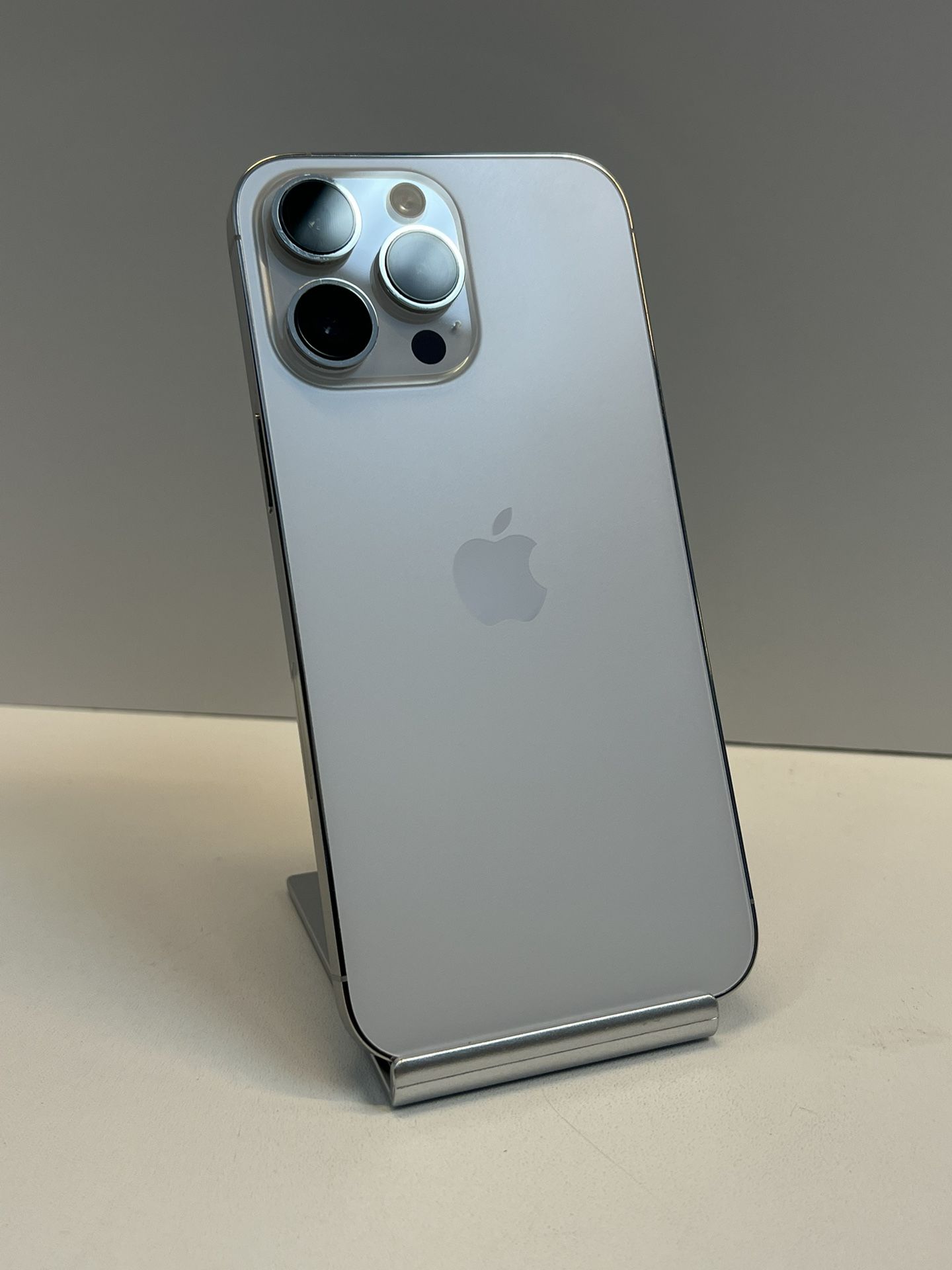 Apple Iphone 14 Pro Max 512gb. ( Factory Unlocked )