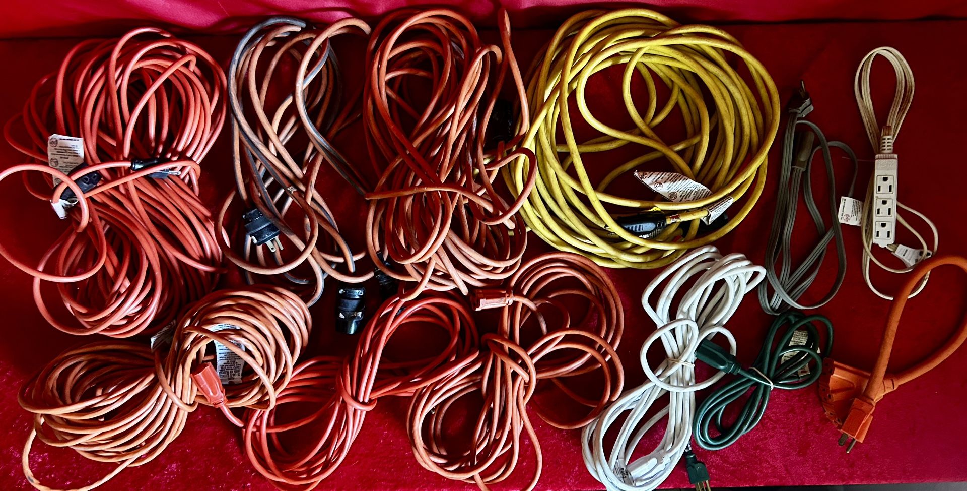 Lot of 10 Assorted 3 Prong Extension Cords & 2 3:1 Splitters