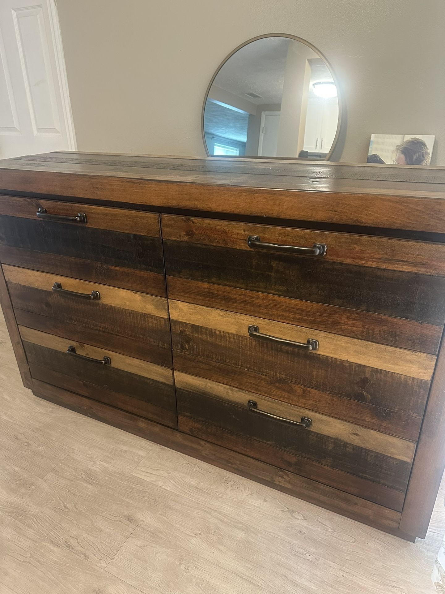5pc Cindy Crawford Bedroom set