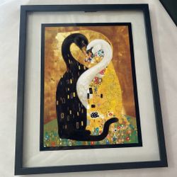 Beautiful Klimt-Style Framed Print – Black & White Swans Forming a Heart- floating frame