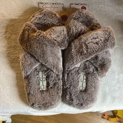 Slippers