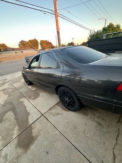 2000 Toyota Camry