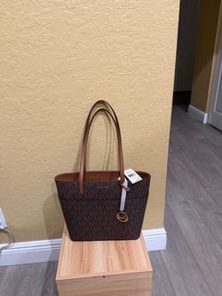 MK large bag new with tag