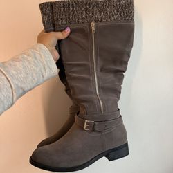 Torrid Knee High Boots Size 8