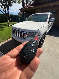 Llaves de autos / car keys and remotes
