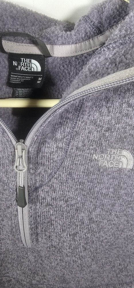 The North Face Women's Medium Sweater Knit Fleece Full Zip. Heathered Light Purple Jacket Medium Hoodie.