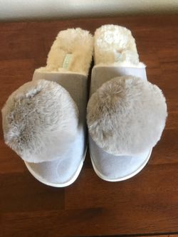 Abound Pompom slipper size 9 color Gray