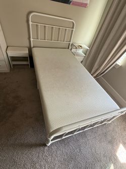 Twin Bed with Mattress