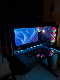 pc set up almost brand new  ps5 not included
