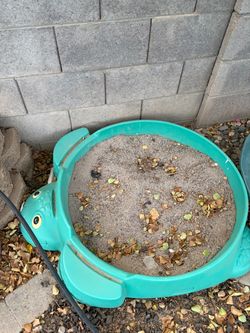 Sand box with sand