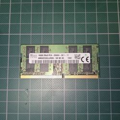 SK hynix 16GB RAM DDR4 2Rx8 PC4-2666V-SE1-11