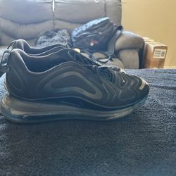 Air Max 720. Like New