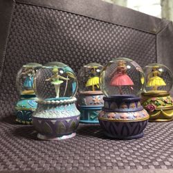 Disney Snow Globe 