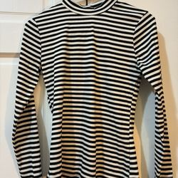 Striped Turtleneck 