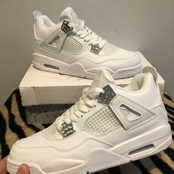 Jordan 4 Pure Money Size 9.5 Men’s Sneakers