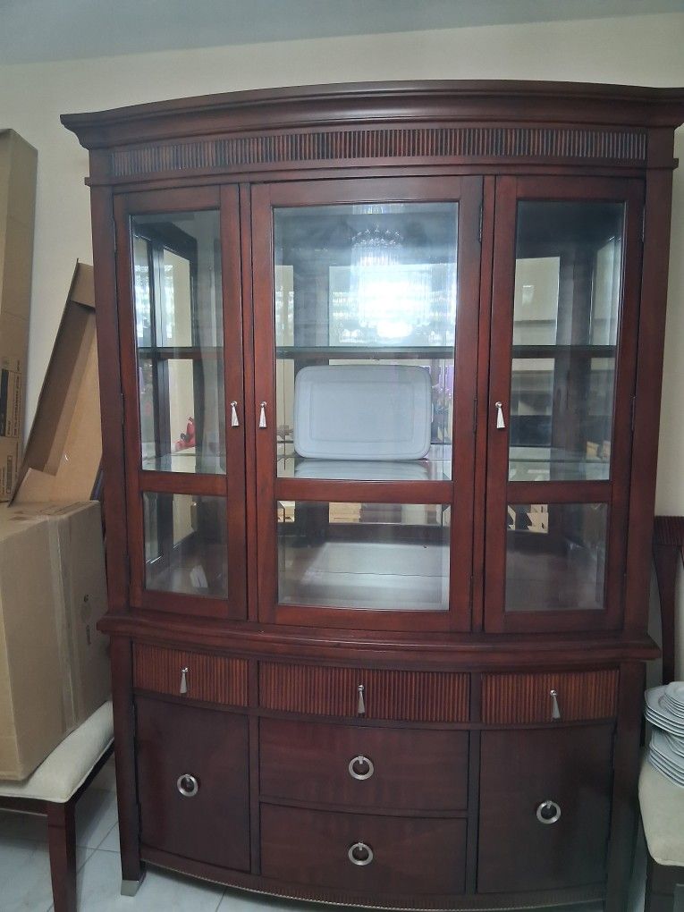 China Cabinet and Hutch
