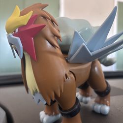 Entei Pokemon Figurine