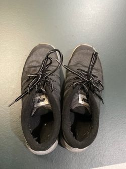 Kids Nike size 6.5Y