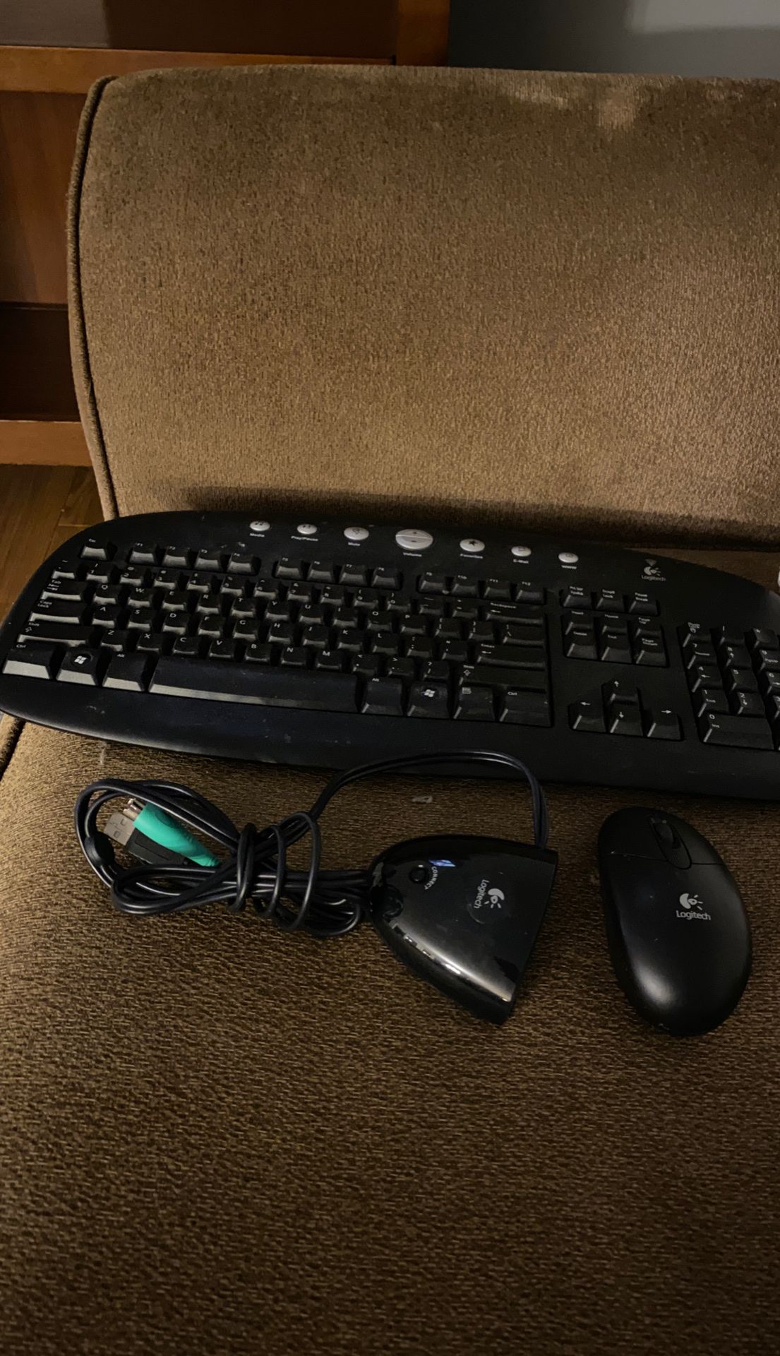 Logitech Wireless Mouse and Keyboard Combo