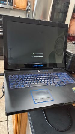 Alienware Area-51 m17x OBO OR TRADE SHOT ME A OFFER