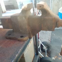 6" Heavy Duty Vice