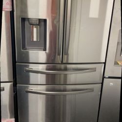 SAMSUNG RF28RSR 28 cu. ft. 4-Door French Door Refrigerator
