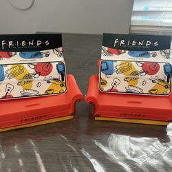 Friends Couch Phone Stand