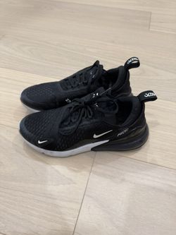⚫️ Nike Air Max 270 – Women’s 7 ⚪️👟