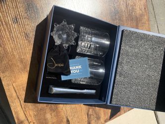 Whiskey glass set
