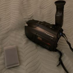 PANASONIC PV-L559 PALMCORDER **READ DESCRIPTION**