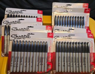 Sharpie Permanent Markers Black Fine Point 12-Pack – NEW