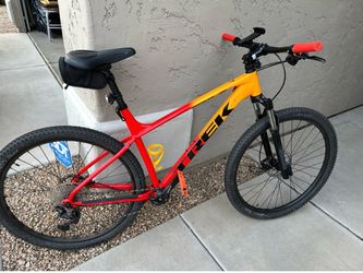 Trek Marlin 7 XL YL-RD (Gen 3) - Mountain Bike