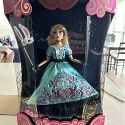 Alice in Wonderland – Disney Designer Collection Midnight Masquerade Series
