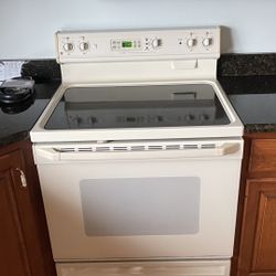 Electric Stove Excellent Condition Delivery Included 