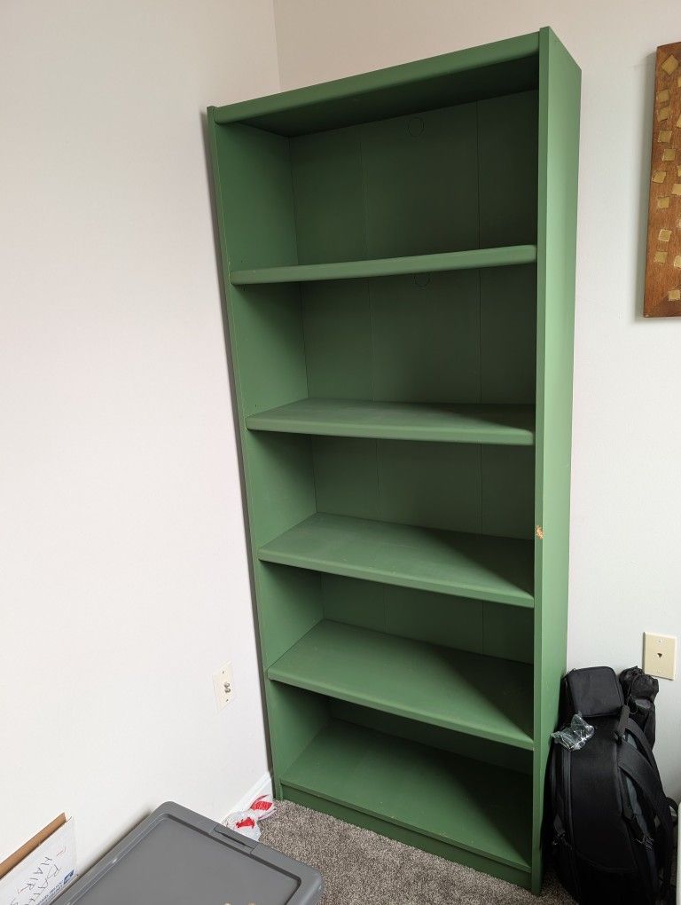 5 Shelve Book Shelf. FREE!