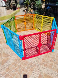 Kids playpen