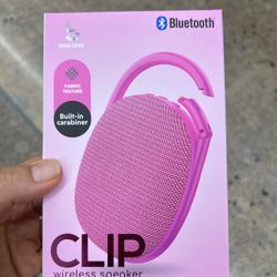 NWT Clip wireless speaker