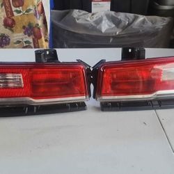 Luzes De Atras Originales De Un Camaro 2015