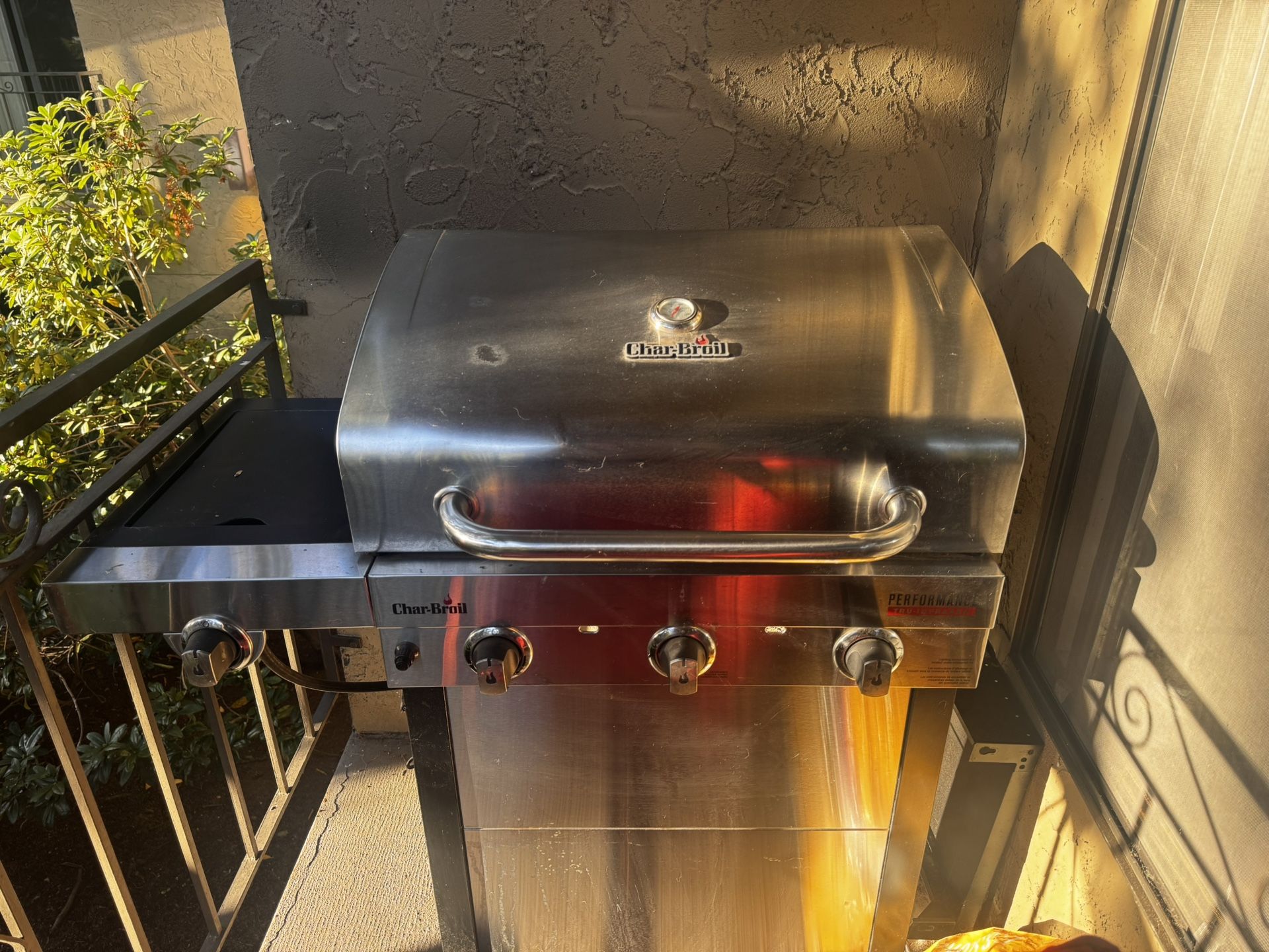 Char Broil Propane Grill