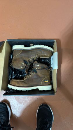 Ariat boots 10.5