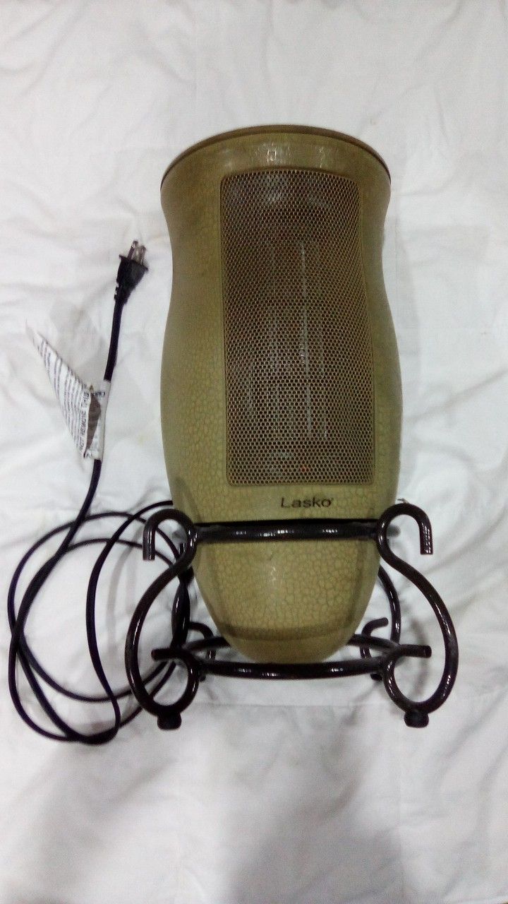 Lasko Green Heater 25.00