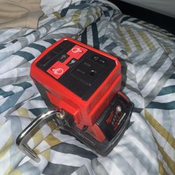 Milwaukee Top Off With 5.0 Battery 