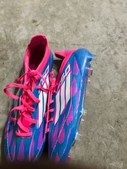 Men soccer cleats