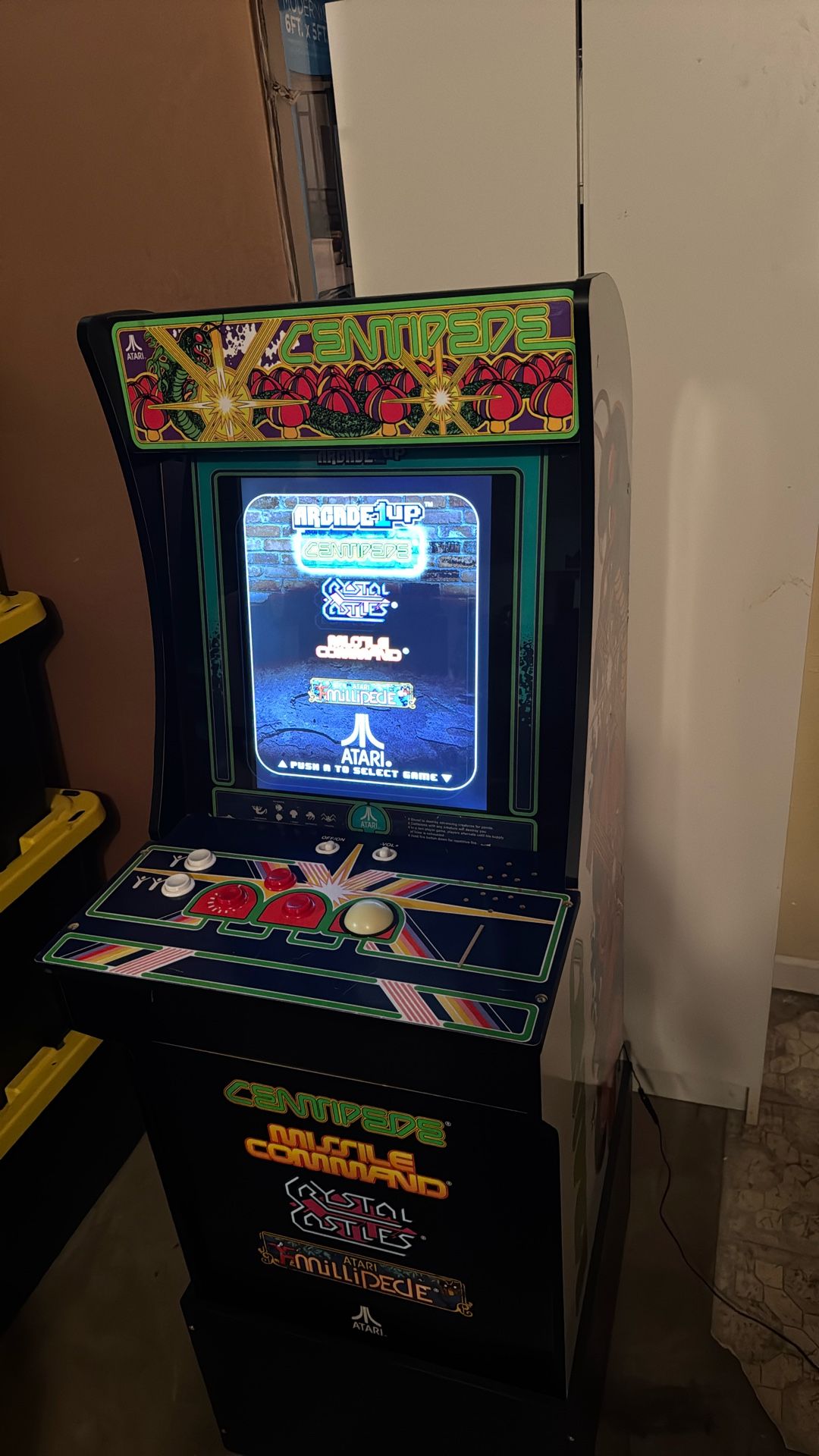 Arcade 1up - Centipede, Missile Command, Crystal Castle, Atari Millipede W/ Riser