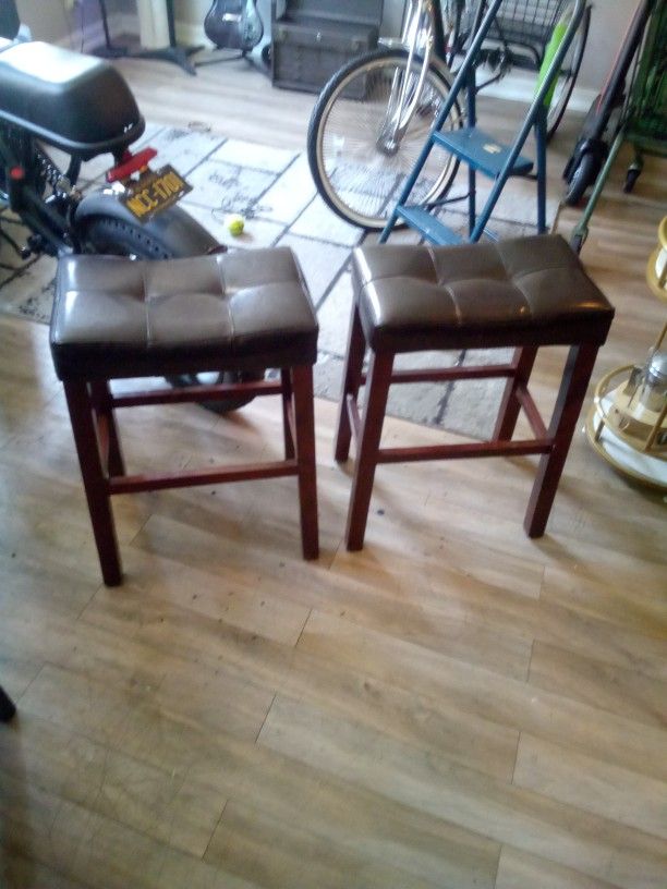 2 Padded Stools