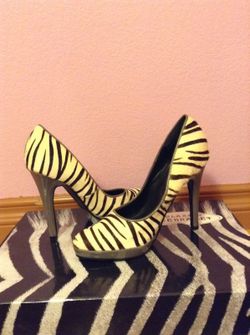 Zebra heels size: 7