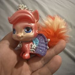 Disney Princess Palace Pets Walking & Wiggling Ariel's Kitty Treasure Blip 2014