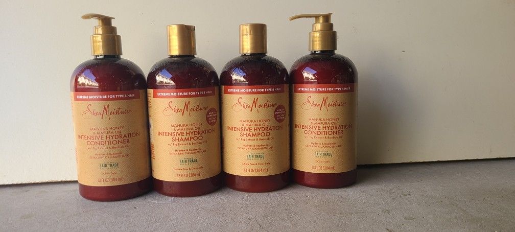 Shea Moisture Intensive Hydration Shampoo And Conditioner Set