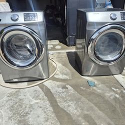 Stainless Samsung washer and 220v electric dryer set